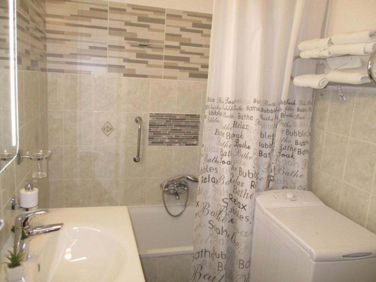 Ferencesek Apartman Pecs Ngoại thất bức ảnh