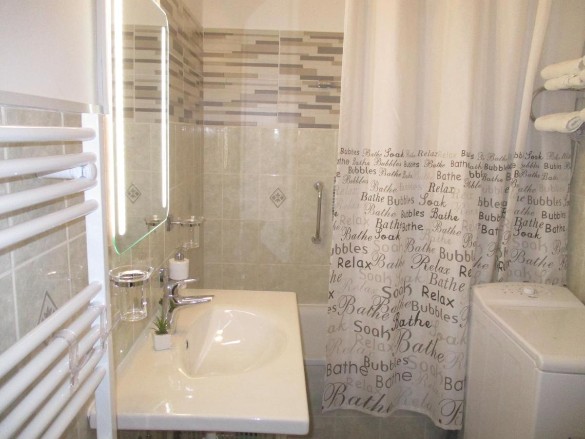 Ferencesek Apartman Pecs Ngoại thất bức ảnh