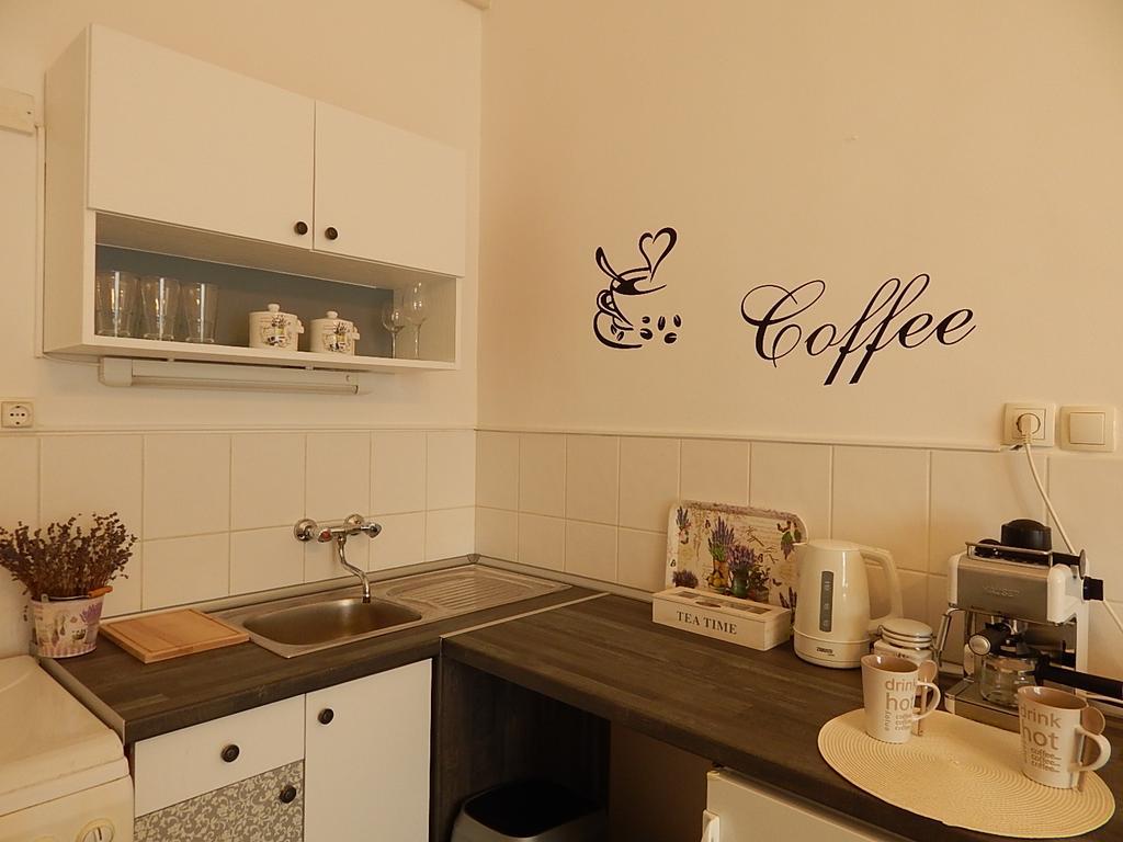 Ferencesek Apartman Pecs Ngoại thất bức ảnh