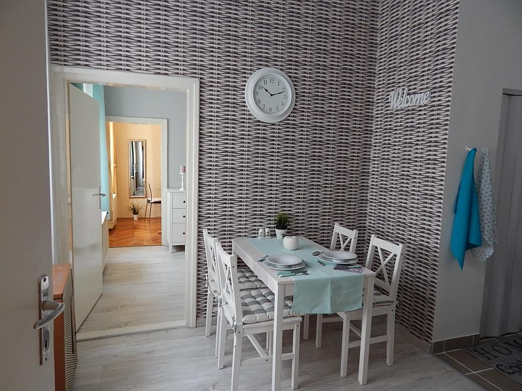 Ferencesek Apartman Pecs Ngoại thất bức ảnh
